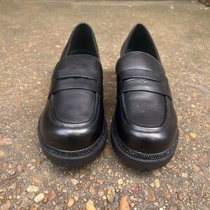 DKNY Women’s Black Chunky Loafers w/ Rhinestone Trim – Size 8.5